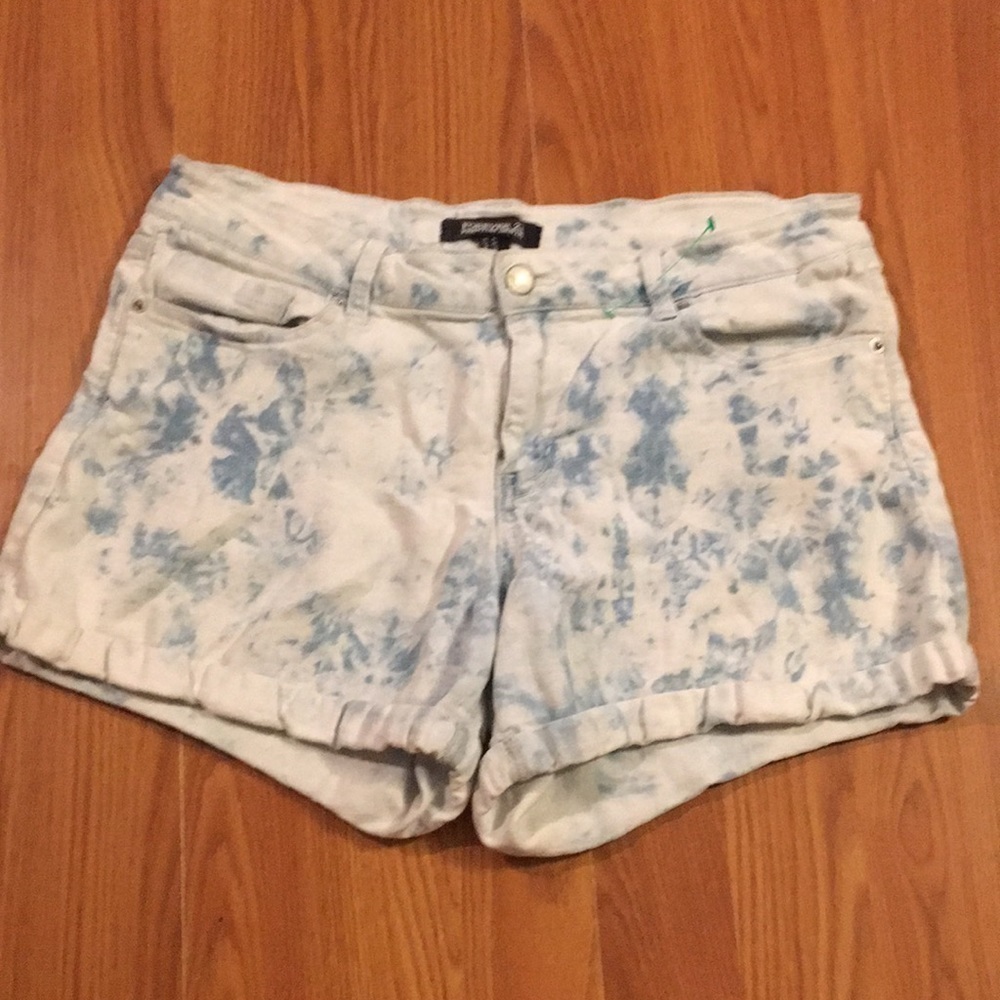 Forever 21 Jean Shorts size 29 (J)